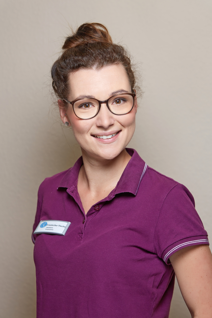 Zahnarzt Wurzen - Team - Portrait von Mitarbeiterin Doreen Lippert