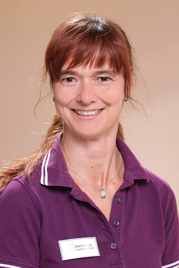 Zahnarzt-Wurzen-Klass-Gabi-Gehring Zahnarzt Wurzen - Team - Portrait von Mitarbeiterin Gabi Gehring